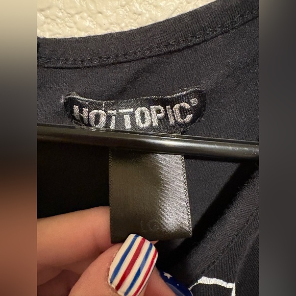 Hot Topic Asymmetrical Black and White Graphic Tank Top - Picture 3 of 3